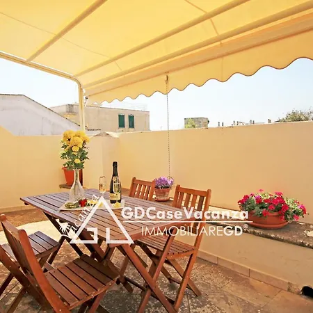 Apartament Gd Case -castello Aragonese-